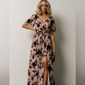 Parisian floral maxi dress, worn once. Beautiful crushed velvet floral pattern